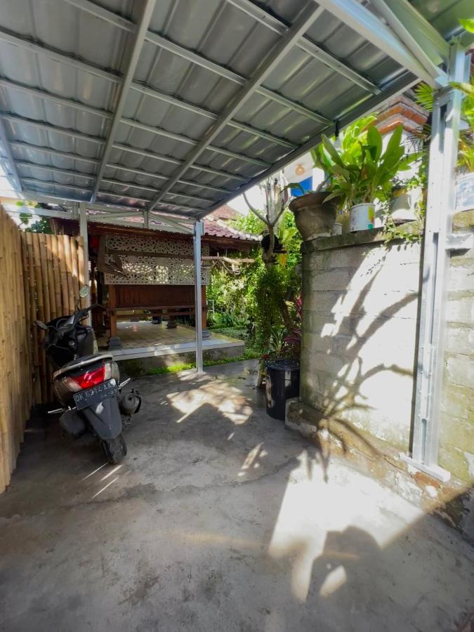 Varmana Ubud Guest House Экстерьер фото